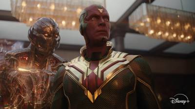 Aventura. La producción reúne elementos de ciencia ficción, drama familiar y dilemas sobre la inteligencia artificial que amplían el universo de Marvel.