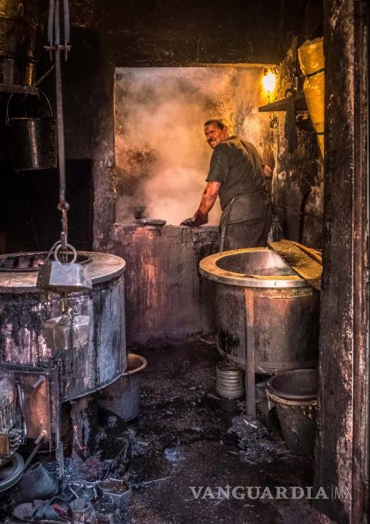 $!Una mirada de gorila gana el concurso de fotografía de viaje National Geographic 2019, conoce a los ganadores