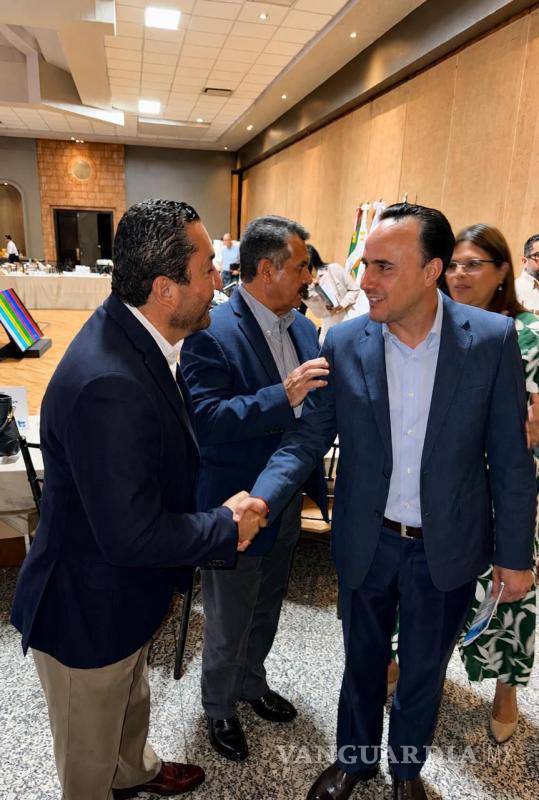 $!En la reunión participó el gobernador Manolo Jiménez Salinas.