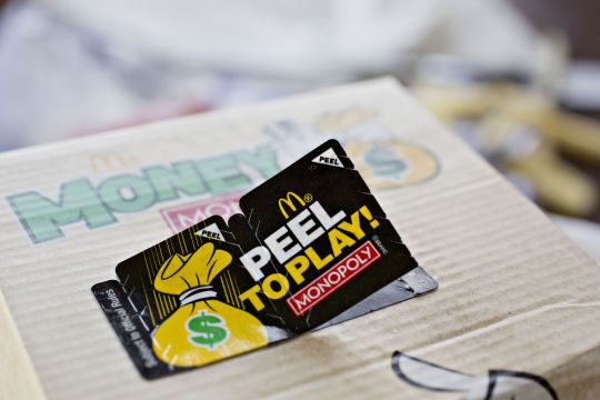 $!Cómo un expolicia mañoso robó millones en el juego del Monopoly de McDonald’s