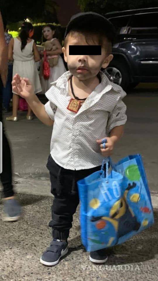 $!Niño disfrazado de Ovidio Guzmán causa polémica y divide la red