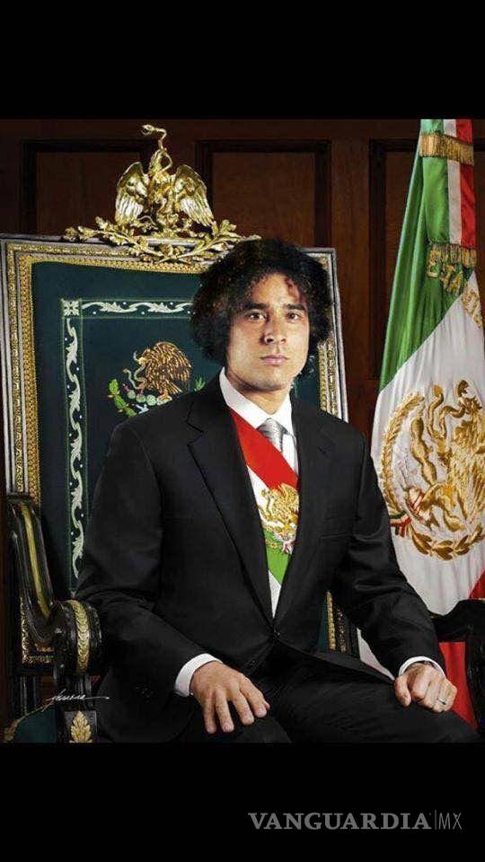 $!¡Ochoa, yo te rezo! ‘Inmortalizan’ al portero mexicano tras atajar penal de Lewandowski en Qatar