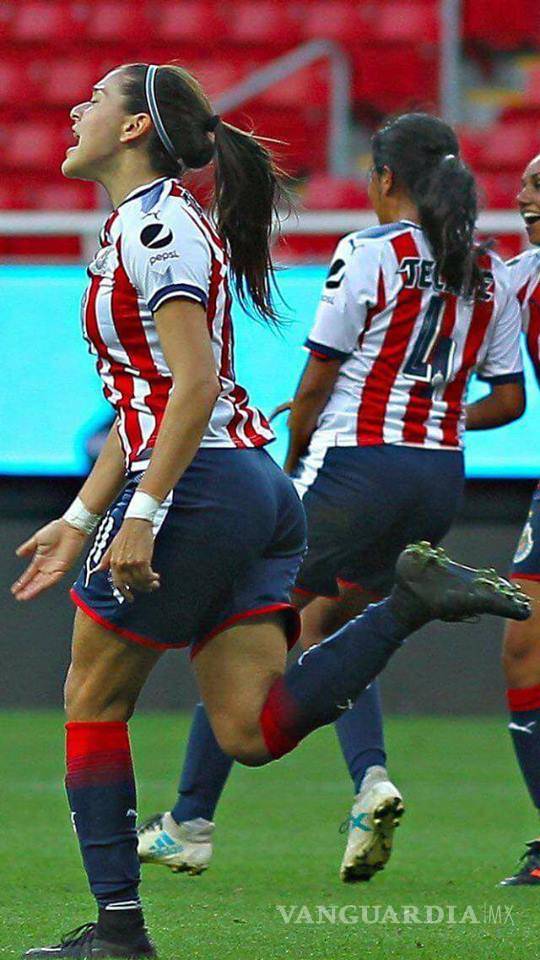 $!Norma Palafox, la bella goleadora de las Chivas