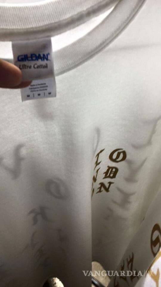 $!Kanye West estafa a sus fans: vende playeras de 6 dólares en 90