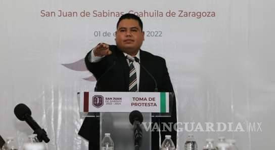 $!Mario Alberto López Gámez, tomó protesta como Presidente Municipal para el periodo 2022-2024. FOTO: MAURICIO GARCÍA