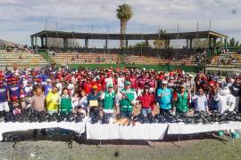 Más de mil 250 jugadores participan en la Liga Municipal de Beisbol en Ramos Arizpe.