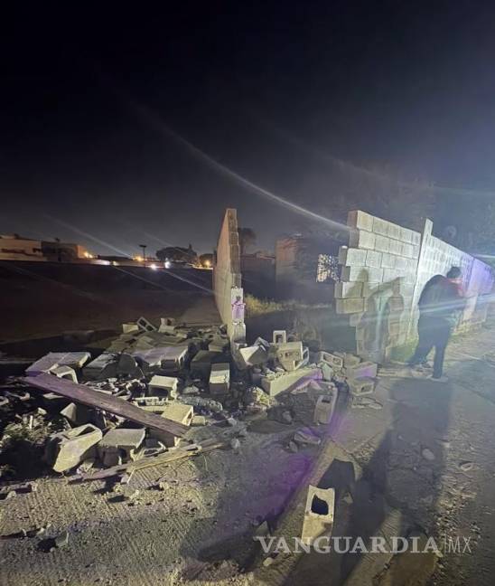 $!Elementos policiales resguardaron la unidad mientras se realizaban las diligencias correspondientes.