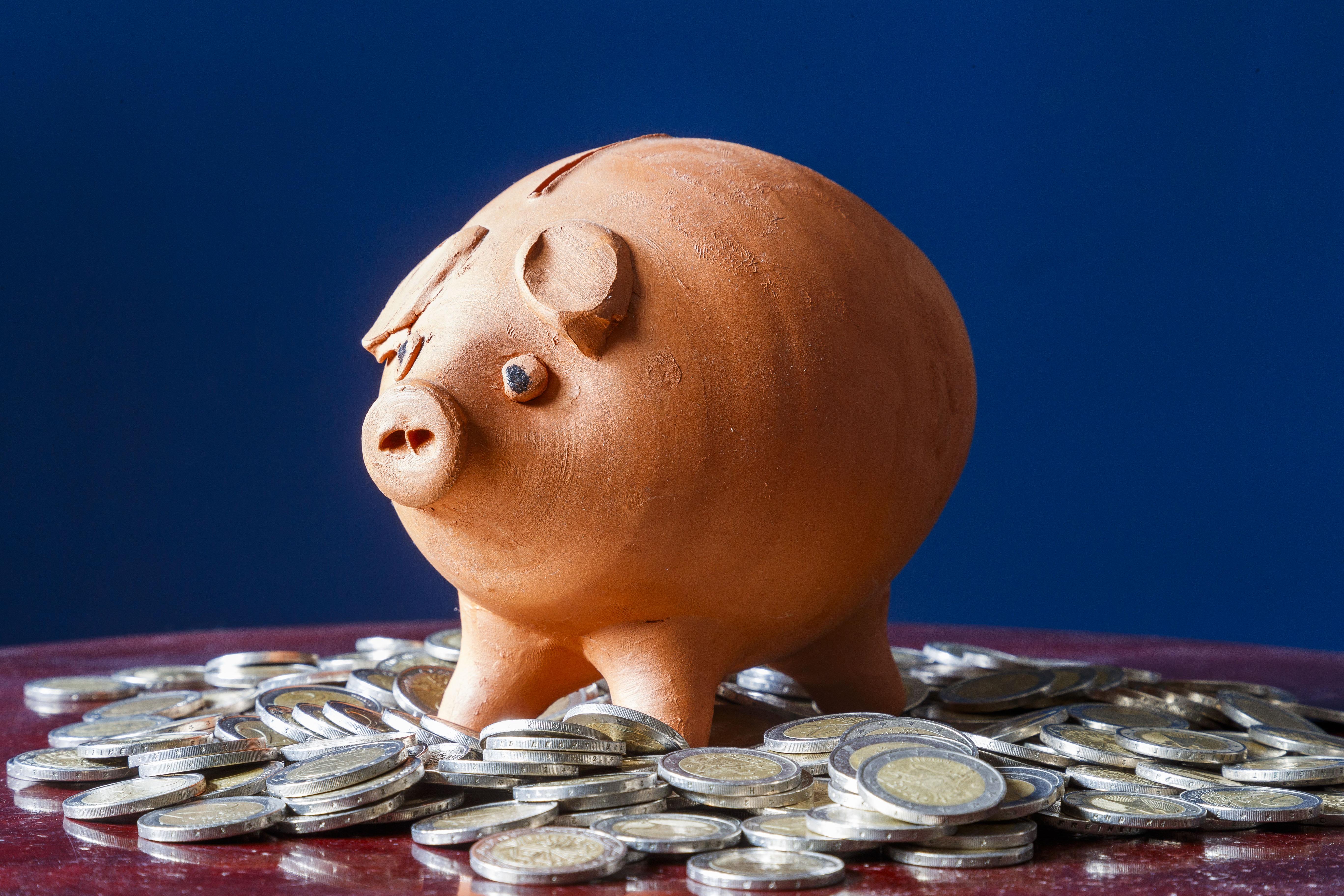 ¿Cómo invertir y mover dinero en tiempos de crisis?