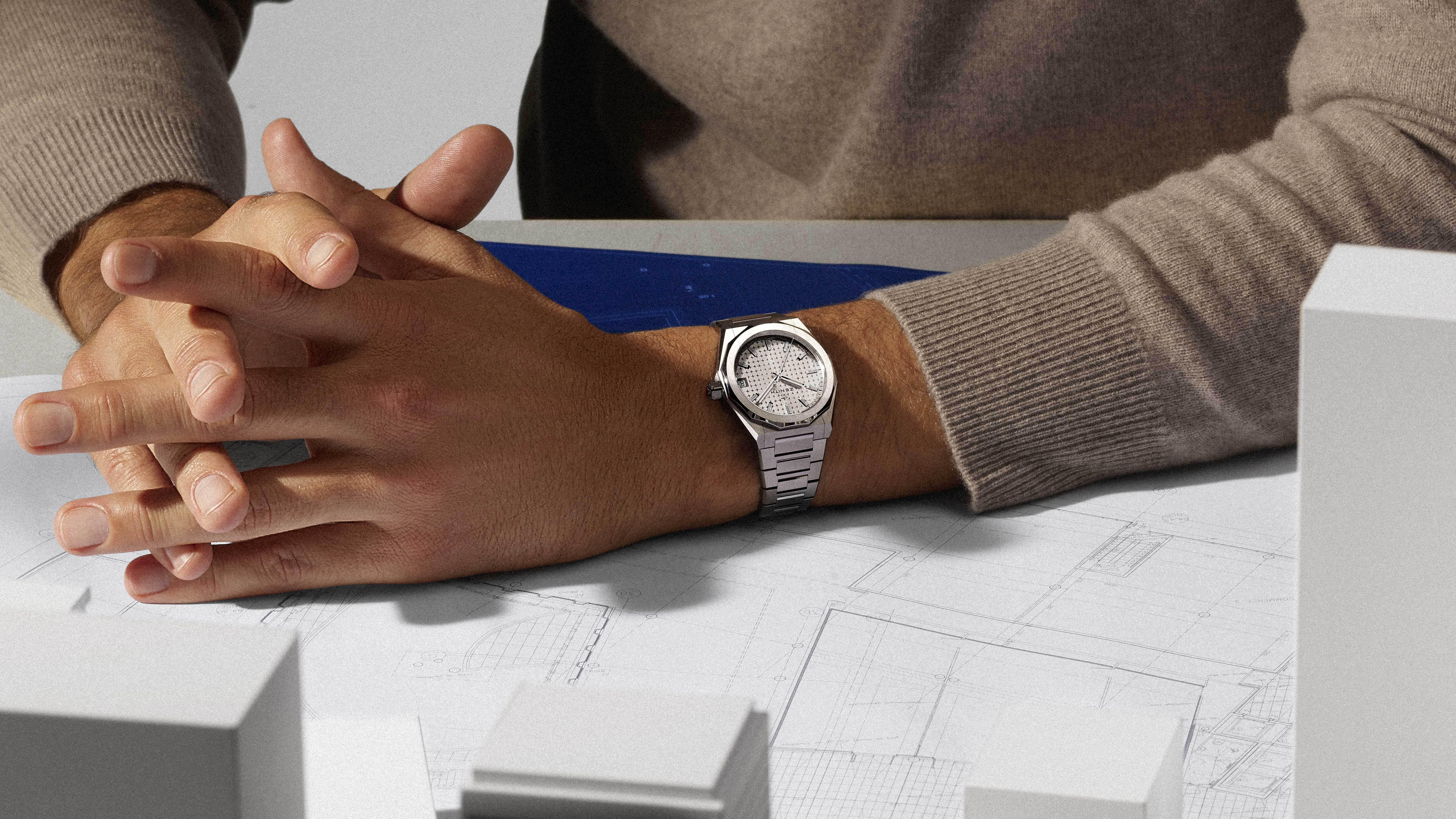 Geométricos y con color en la esfera, así devuelve la relojería el reloj al centro del estilo personal