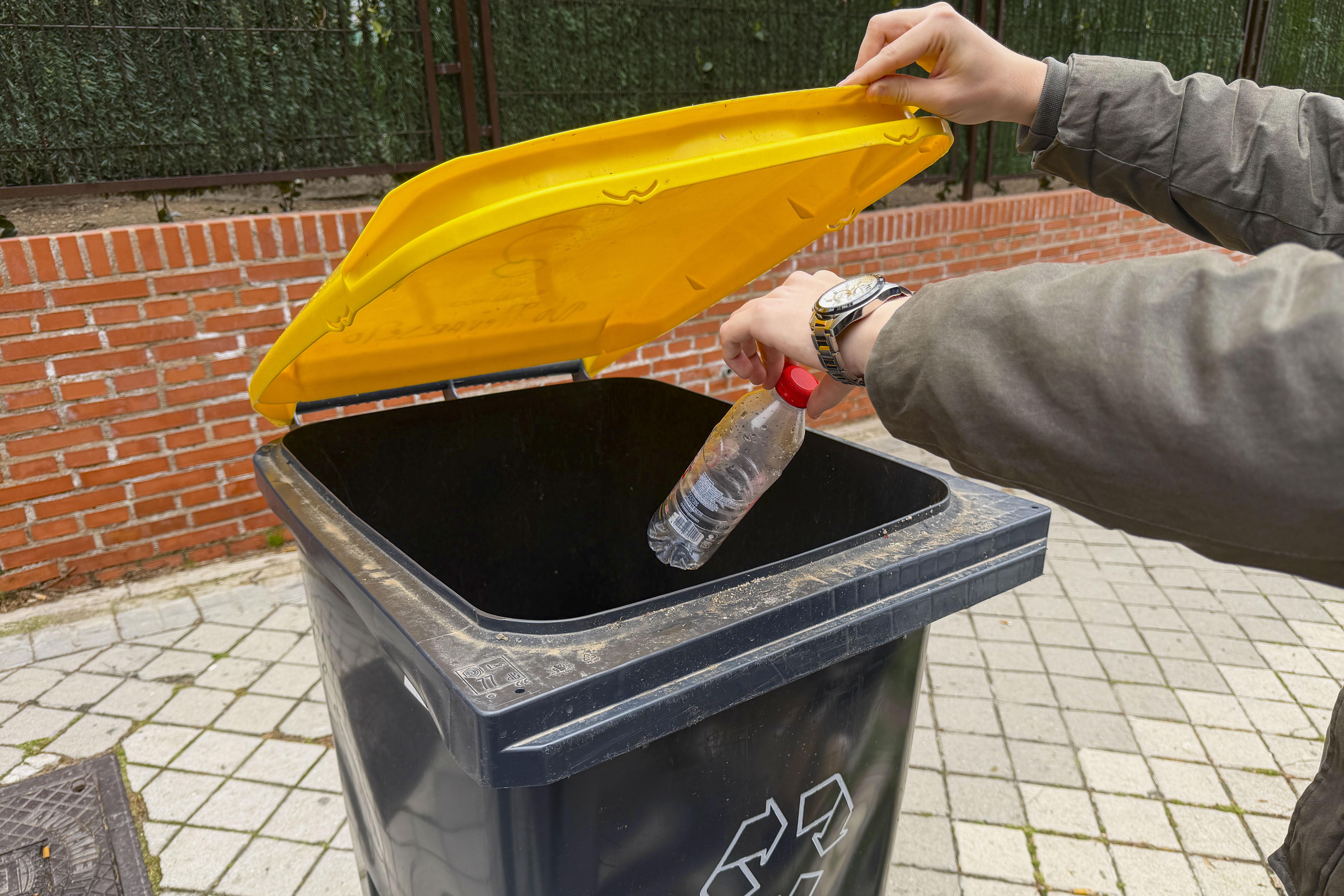 Un 40% del plástico usado se emplea para envases de un solo uso.