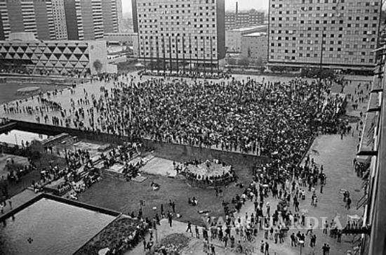 $!Plaza de las Tres Culturas, en el 68 una masacre, hoy escenario para entrega de becas a estudiantes