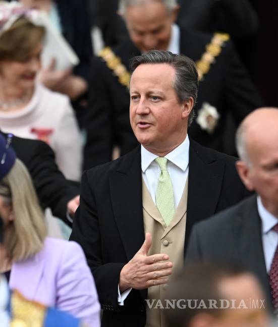 Así inicia el reinado del Carlos III tras una larga espera para ser el monarca británico (fotos)