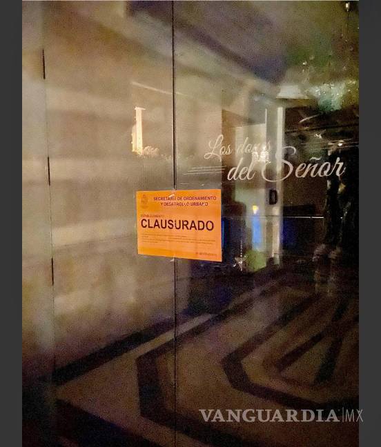 $!Esta es la puerta del salón clausurado en Sept. 2021 por el alcalde Miguel Treviño.