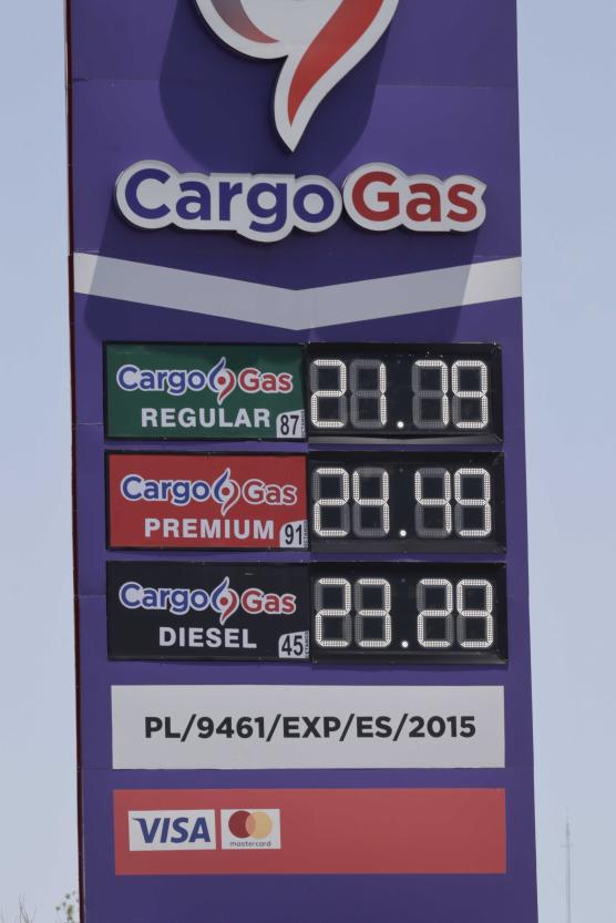 $!En Saltillo se puede encontrar combustible a bajos precios.