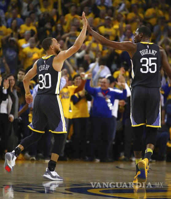 $!Curry regresó y Golden State aplasta a los Pelicans