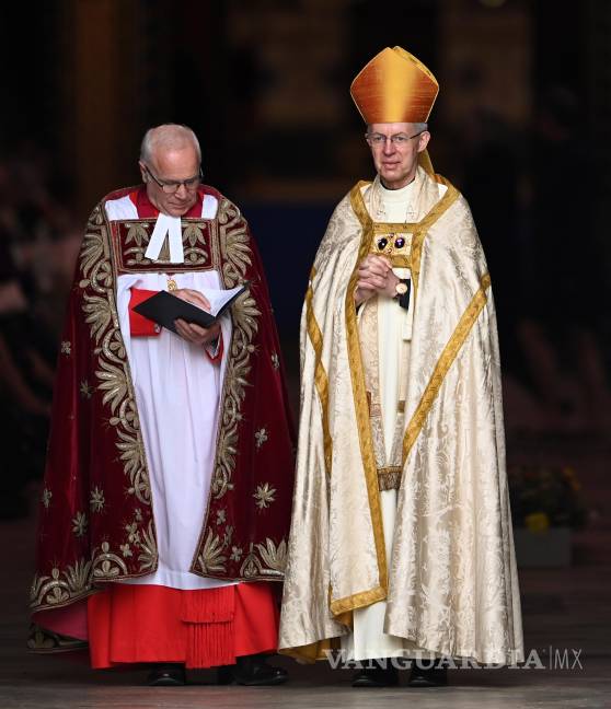 Así inicia el reinado del Carlos III tras una larga espera para ser el monarca británico (fotos)