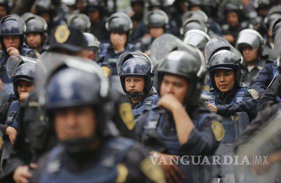 $!Gobierno de AMLO blinda 17 regiones inseguras del país con 10 mil policías: Alfonso Durazo