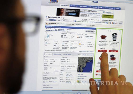 ¿Por qué ese anuncio de Internet no deja de perseguirme?