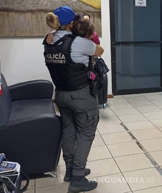 Rescatan a menor, hija de hondureña, que deambulaba sola por calles de Monterrey