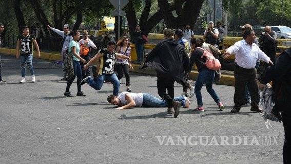 $!'Cazan' en redes sociales a presuntos 'porros' en la UNAM