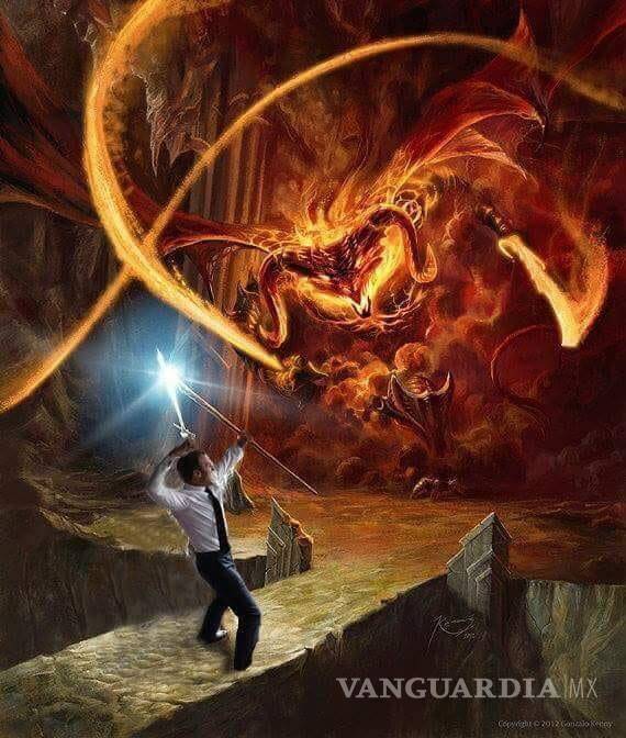 $!¿Recuerdan la foto de Macron festejando un gol de Francia? El internet se encargó de 'tunearla'