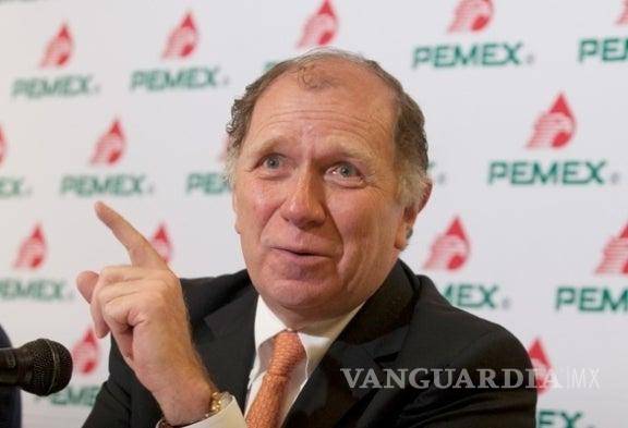 $!El coahuilense Carlos Morales Gil es uno de los ex funcionarios de Pemex que recibe una onerosa pensión.