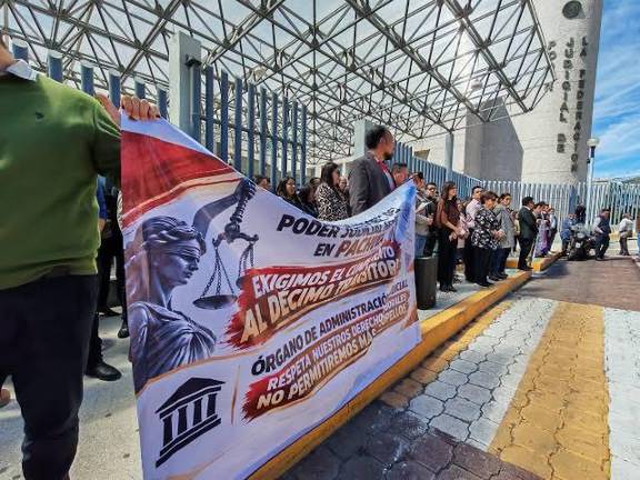 Empleados del Poder Judicial de la Federación en Hidalgo exigen respeto a sus derechos y garantías laborales.