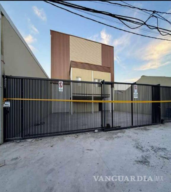 $!Robo de carga a trailero en la carretera Mty-Saltillo lleva a cateo de bodega, en NL