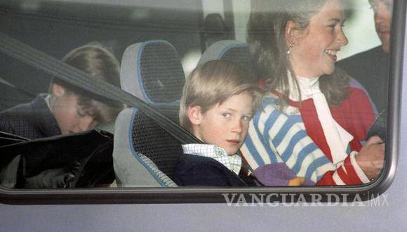 $!Alexandra Pettifer, junto con William y Harry.