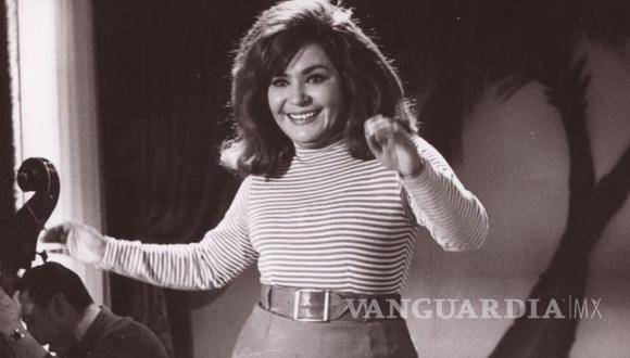 $!Carmen Salinas Lozano nació en Torreón, Coahuila, el 5 de octubre de 1939, y en su larga trayectoria como actriz suman cintas como “Bellas de noche”, “La pulquería” y “Las cariñosas”.