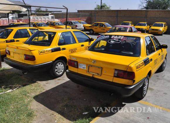 $!La propuesta da solución para seguridad de los choferes y pasajeros, con un costo de 7 mil pesos que tendría que ser cubierto por los concesionarios.