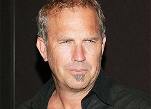 Kevin Costner vuelve a dirigirse a sí mismo
