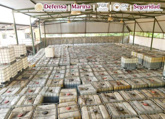 Aseguran 1.5 millones de litros de hidrocarburos y maquinaria para procesar petróleo crudo en Tabasco