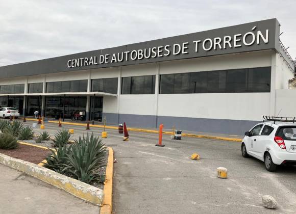 Vinculan a proceso a hombre por transporte de metanfetamina en central de autobuses de Torreón
