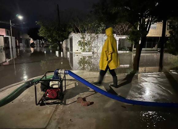 Personal del Ayuntamiento de Torreón se mantiene alerta ante lluvias en la ciudad