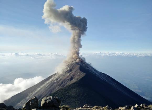 ‘Marapi’ volcano erupted in Indonesia and Japan alerts for possible Tsunami