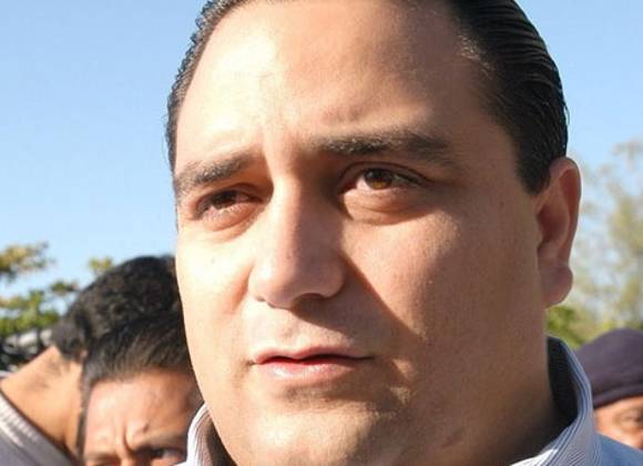 Gobernador de Quintana Roo critica miles de muertos en el país