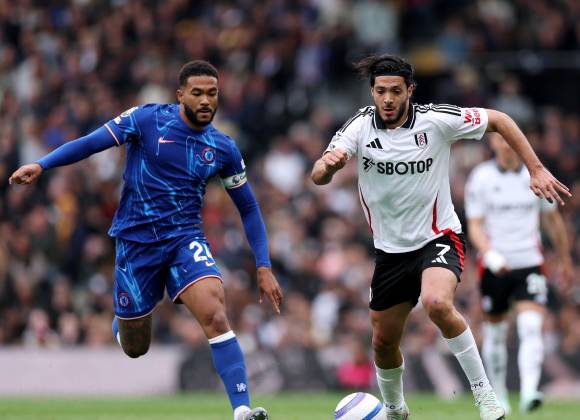 Fulham y Raúl Jiménez dejan escapar la victoria ante Chelsea en la Premier League