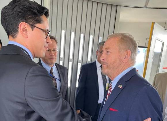 Ronald Johnson enciende las alarmas en México