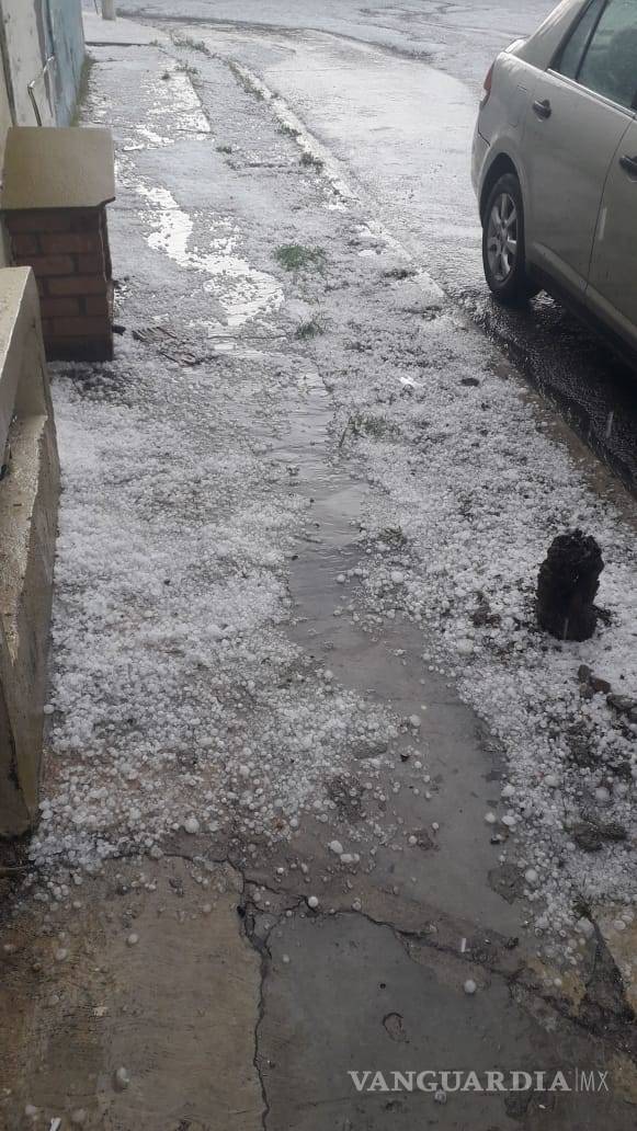 $!Sorprende fuerte granizada en algunas zonas de Saltillo
