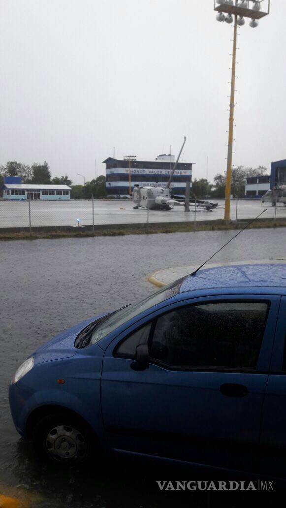 $!Desquician lluvias a Monterrey
