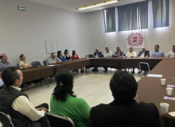 Candidatos al Poder Judicial se reúnen con empresarios, llaman a salir a votar en Saltillo
