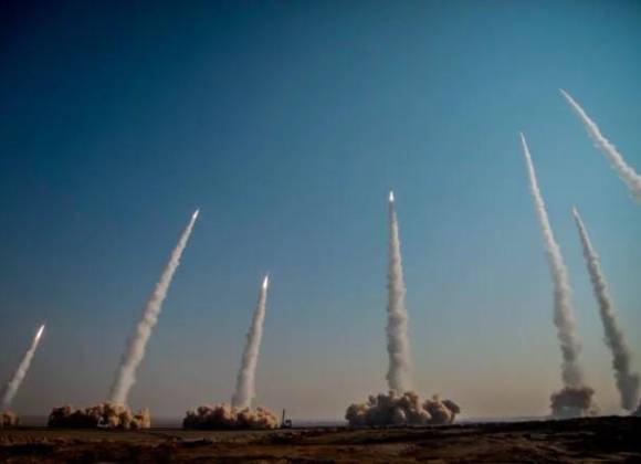 Trump sólo aceptará el ‘desmantelamiento total’ del programa nuclear de Irán