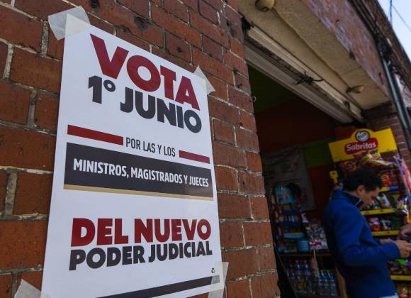 Denuncian uso de colores de Morena para difundir elección judicial