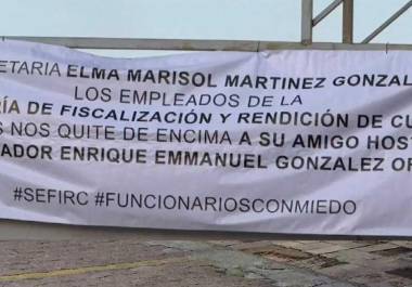 El señalamiento ocurre dos semanas después de que trabajadores denunciaran públicamente presuntos casos de acoso sexual, hostigamiento laboral e inducción al consumo de drogas.