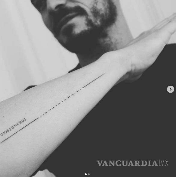 Orlando Bloom se tatúa mal el nombre de su hijo