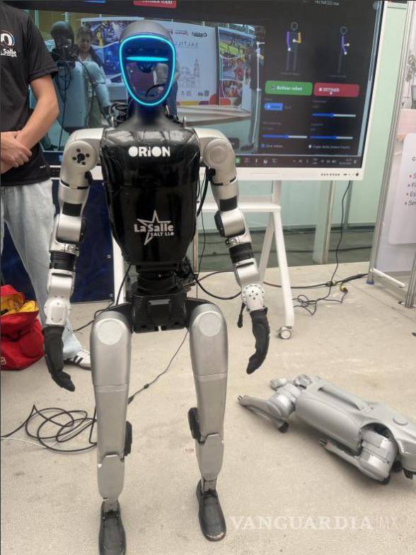 $!El robot es parte de los esfuerzos académicos que se realizan en las instituciones educativas de la ciudad.