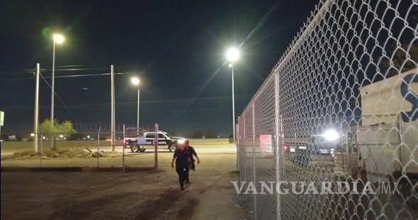 $!El operativo movilizó a corporaciones estatales y municipales en las inmediaciones de la carretera a Mieleras.