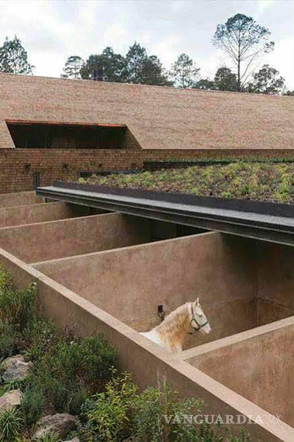 $!Así es el lujoso rancho que Javier Duarte construyó en el Estado de México