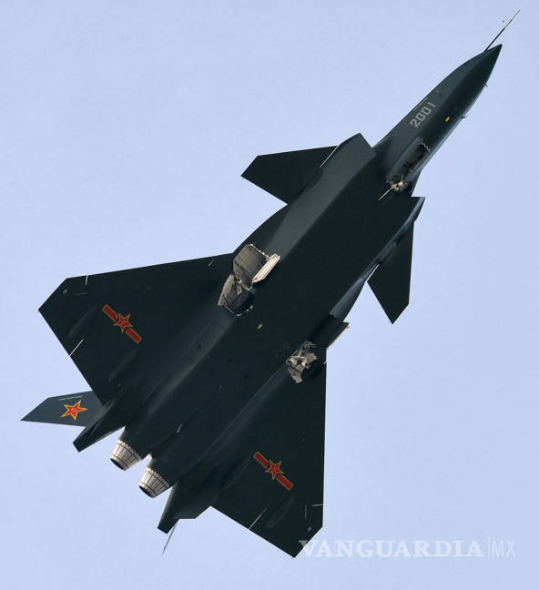 $!China muestra el J-20, su nuevo avión de combate ‘invisible’ a los radares